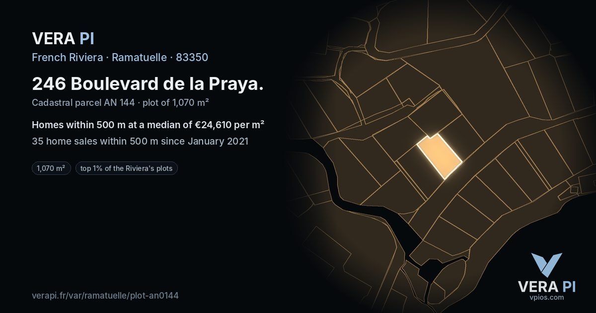 246 Boulevard de la Praya, Ramatuelle at night – the plot lit, the parcels around coloured by the prices near them