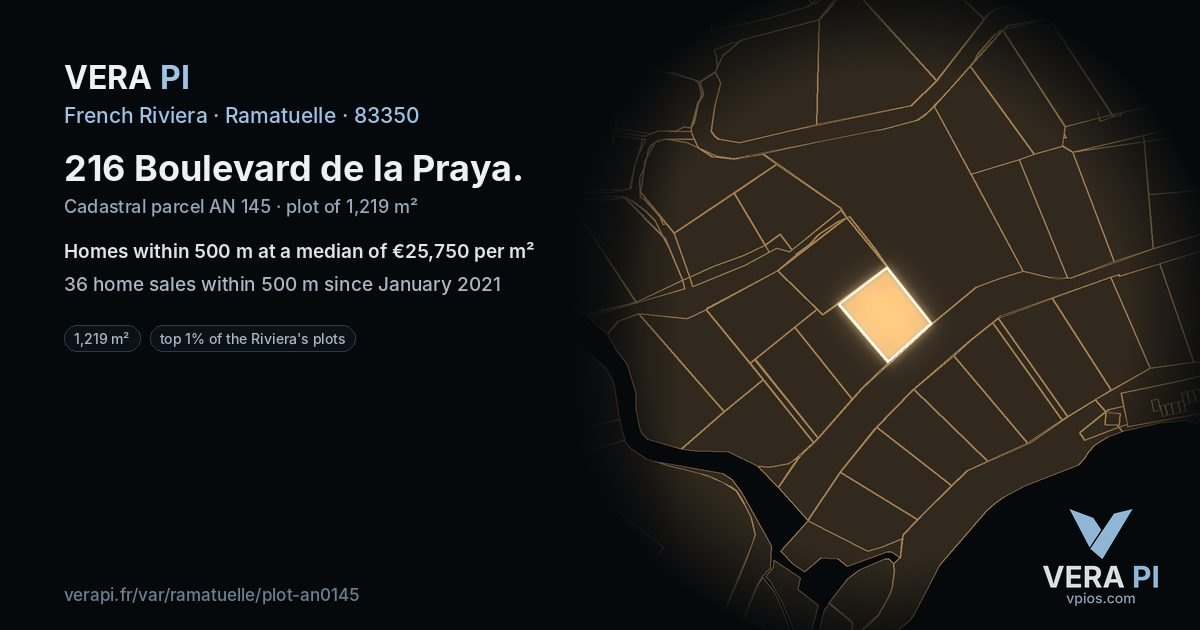 216 Boulevard de la Praya, Ramatuelle at night – the plot lit, the parcels around coloured by the prices near them