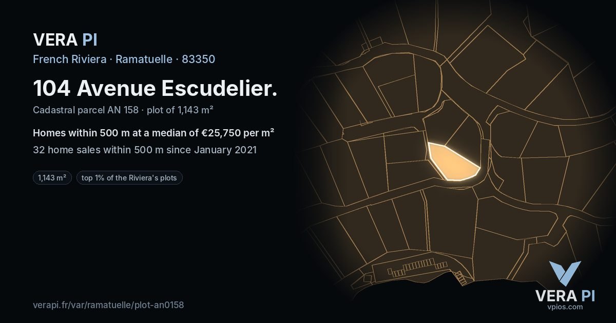 104 Avenue Escudelier, Ramatuelle at night – the plot lit, the parcels around coloured by the prices near them