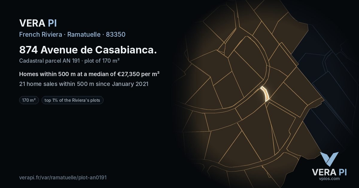 874 Avenue de Casabianca, Ramatuelle at night – the plot lit, the parcels around coloured by the prices near them
