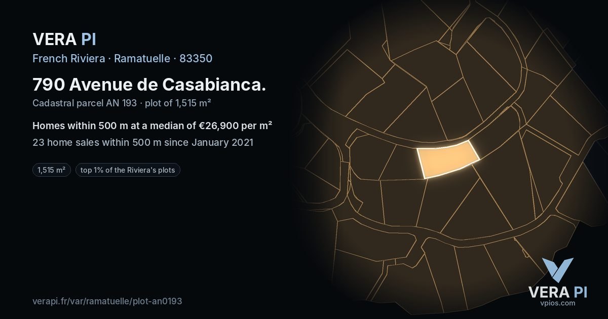 790 Avenue de Casabianca, Ramatuelle at night – the plot lit, the parcels around coloured by the prices near them