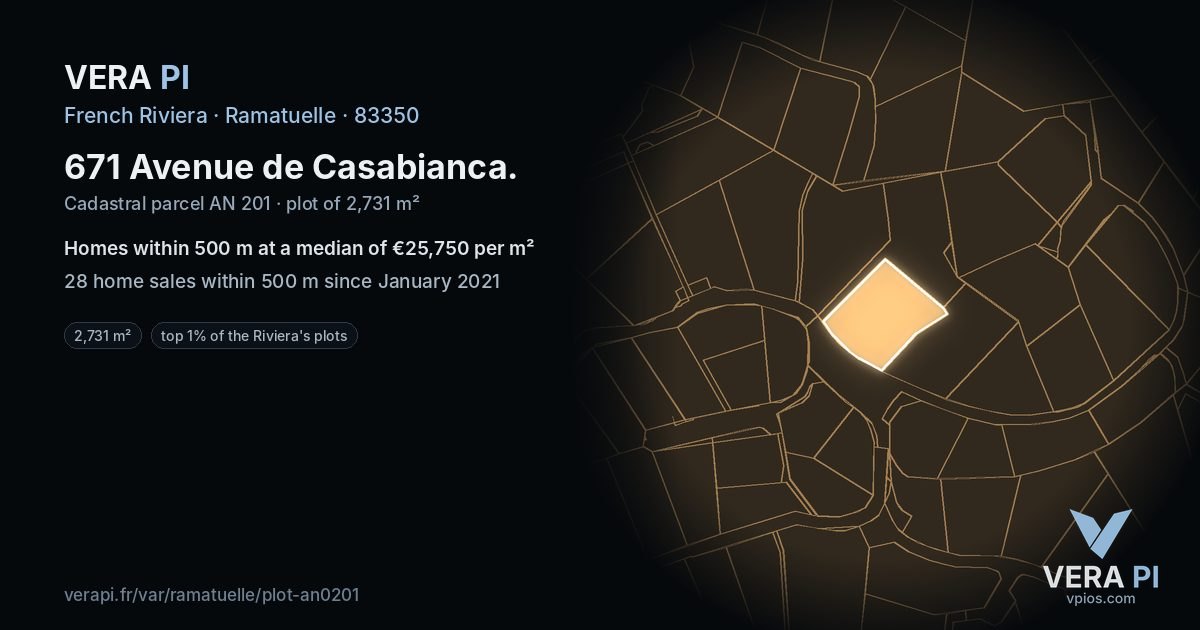 671 Avenue de Casabianca, Ramatuelle at night – the plot lit, the parcels around coloured by the prices near them