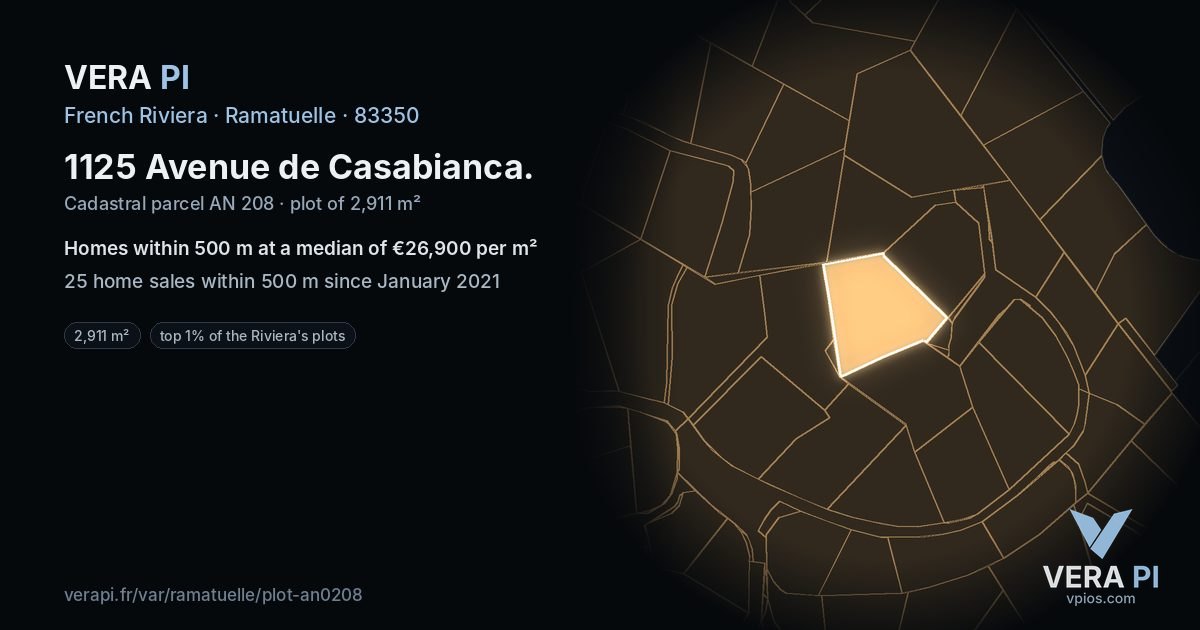 1125 Avenue de Casabianca, Ramatuelle at night – the plot lit, the parcels around coloured by the prices near them