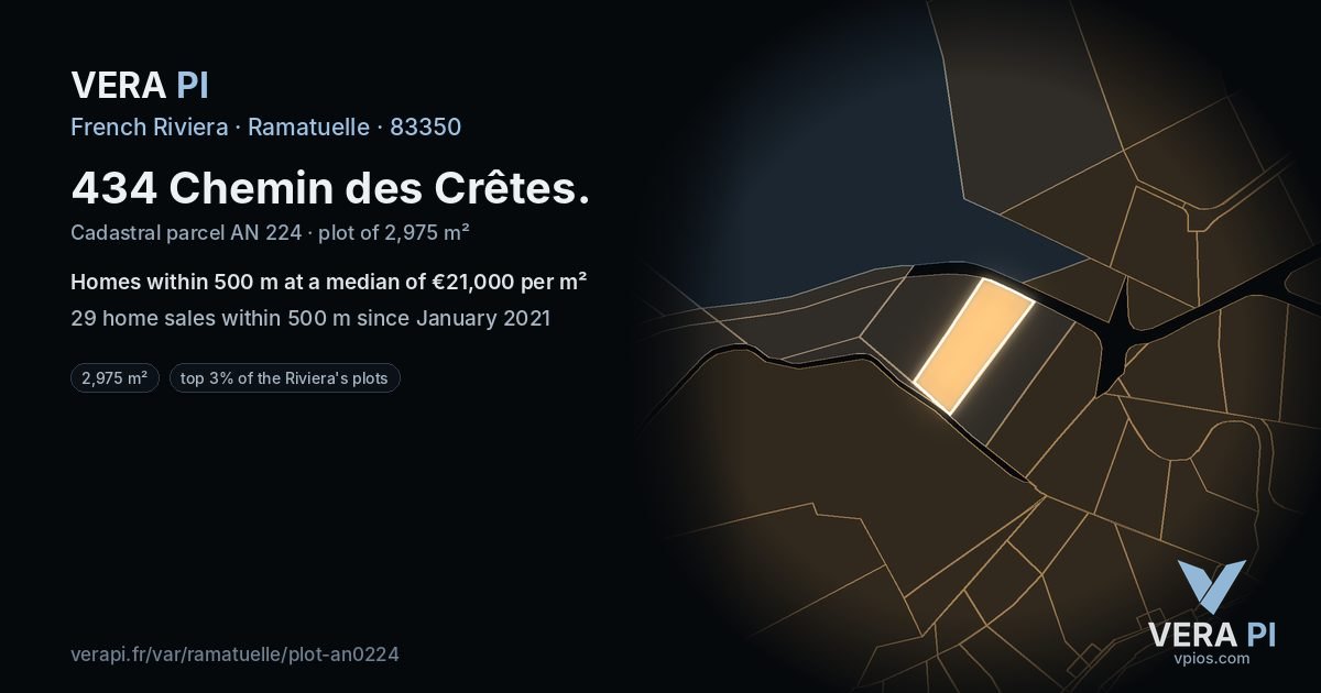434 Chemin des Crêtes, Ramatuelle at night – the plot lit, the parcels around coloured by the prices near them