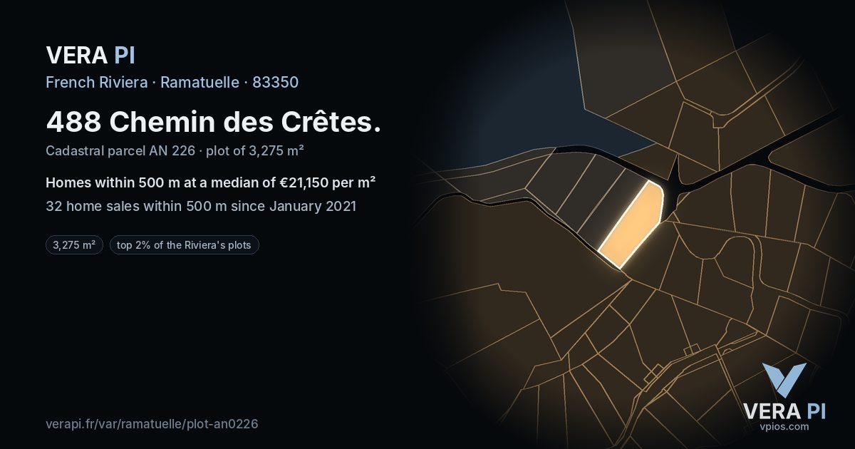 488 Chemin des Crêtes, Ramatuelle at night – the plot lit, the parcels around coloured by the prices near them