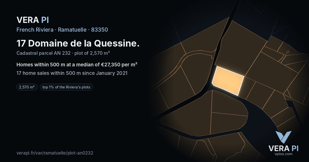 17 Domaine de la Quessine, Ramatuelle at night – the plot lit, the parcels around coloured by the prices near them