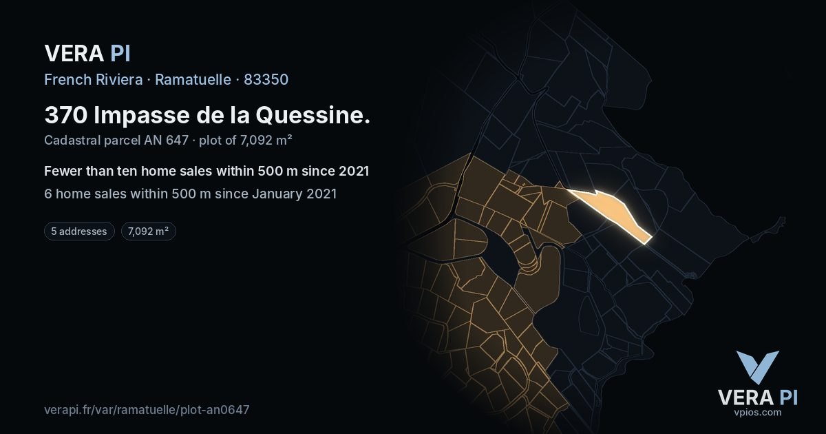 370 Impasse de la Quessine, Ramatuelle at night – the plot lit, the parcels around coloured by the prices near them