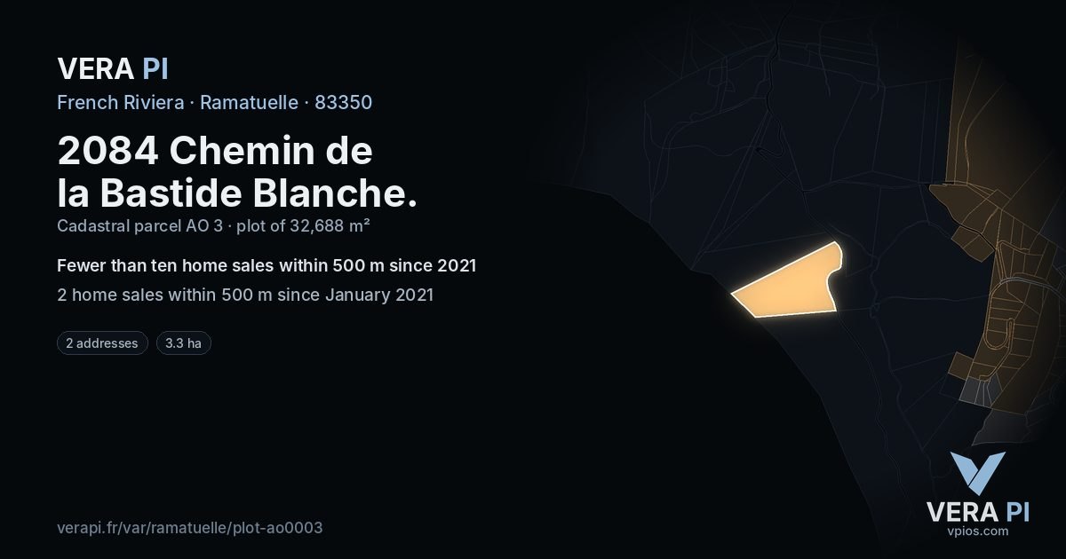 2084 Chemin de la Bastide Blanche, Ramatuelle at night – the plot lit, the parcels around coloured by the prices near them