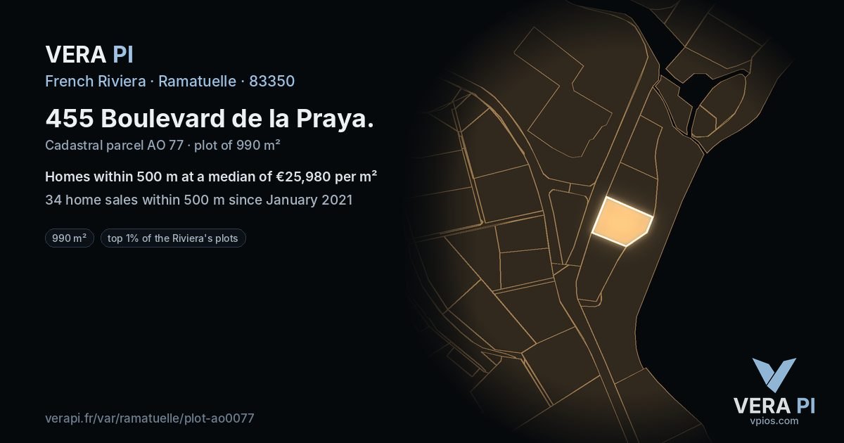 455 Boulevard de la Praya, Ramatuelle at night – the plot lit, the parcels around coloured by the prices near them