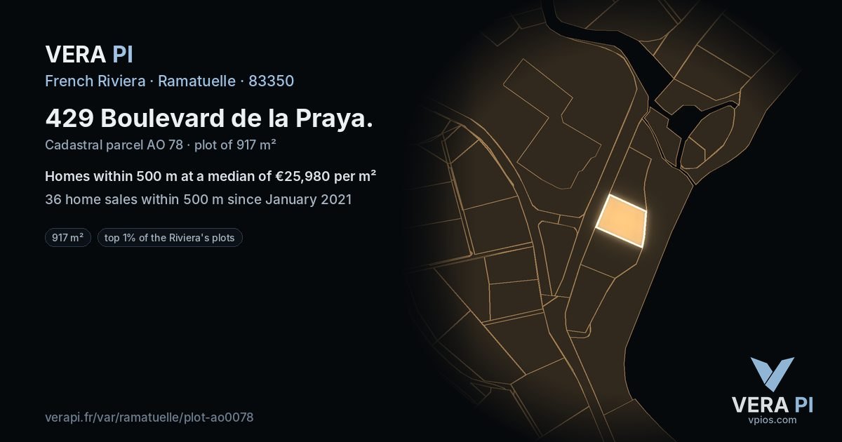 429 Boulevard de la Praya, Ramatuelle at night – the plot lit, the parcels around coloured by the prices near them