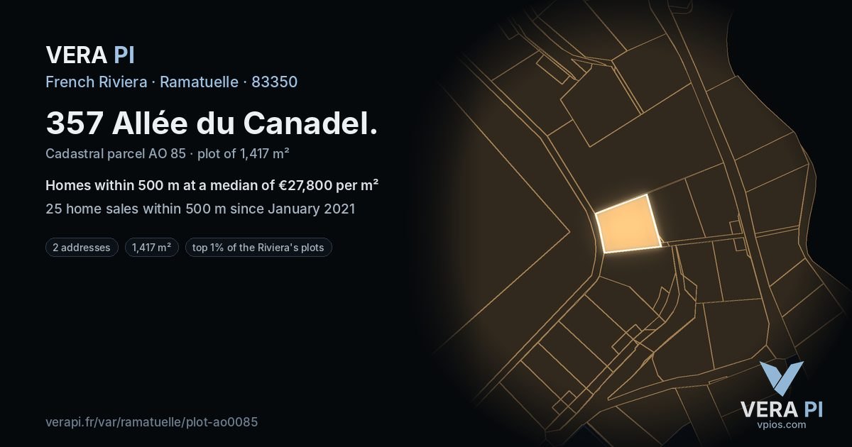 357 Allée du Canadel, Ramatuelle at night – the plot lit, the parcels around coloured by the prices near them