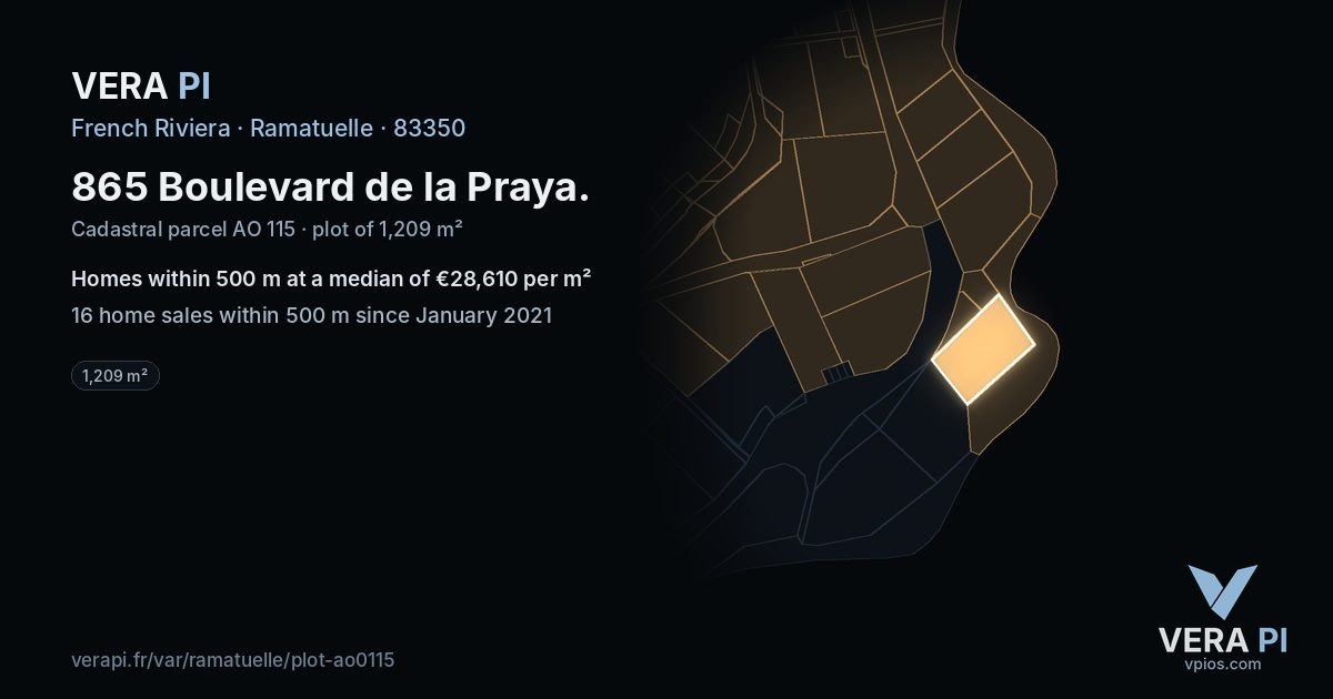 865 Boulevard de la Praya, Ramatuelle at night – the plot lit, the parcels around coloured by the prices near them