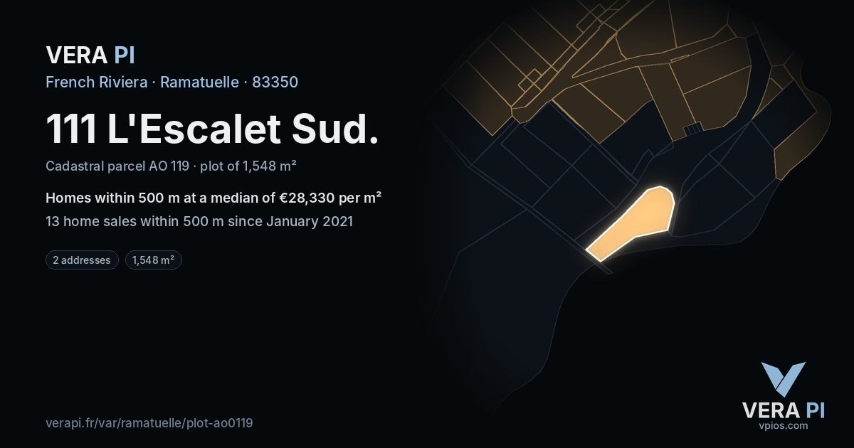 111 L'Escalet Sud, Ramatuelle at night – the plot lit, the parcels around coloured by the prices near them