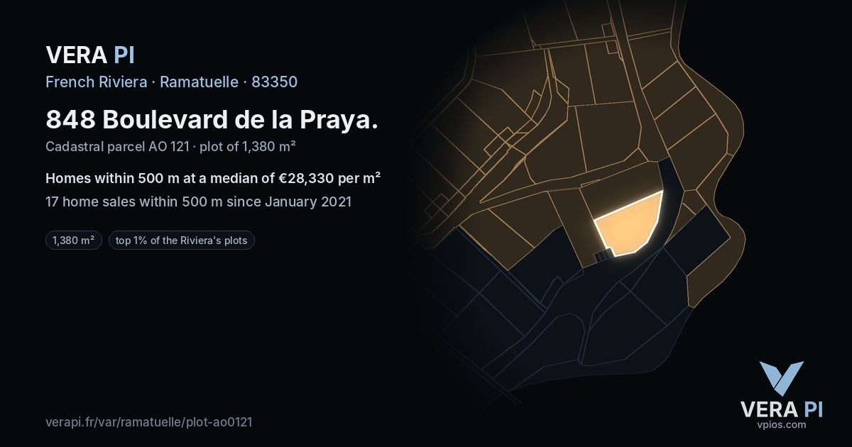 848 Boulevard de la Praya, Ramatuelle at night – the plot lit, the parcels around coloured by the prices near them