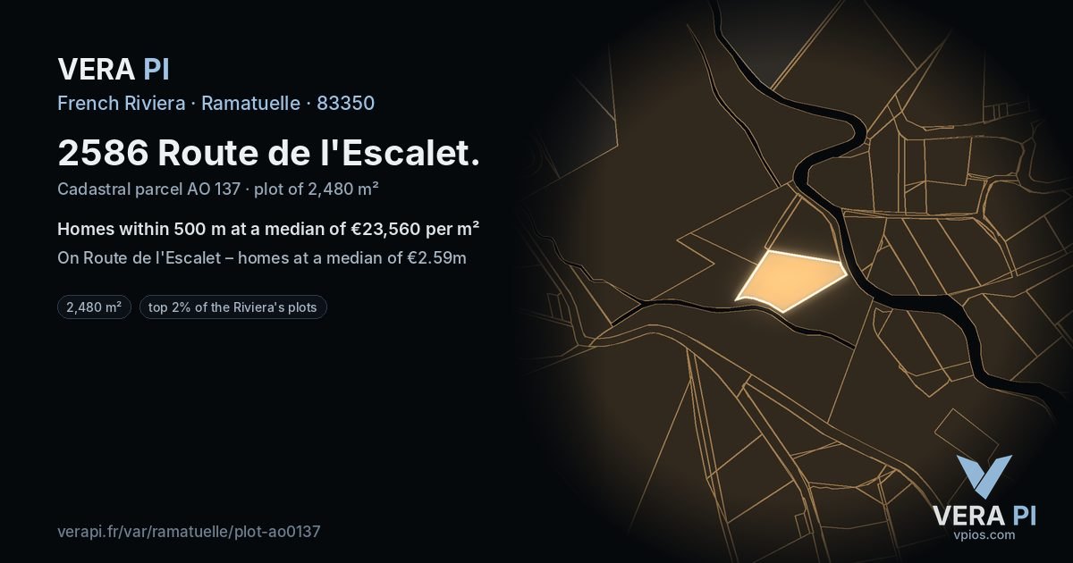 2586 Route de l'Escalet, Ramatuelle at night – the plot lit, the parcels around coloured by the prices near them