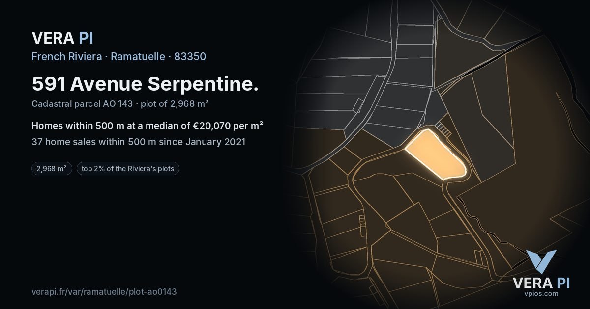 591 Avenue Serpentine, Ramatuelle at night – the plot lit, the parcels around coloured by the prices near them