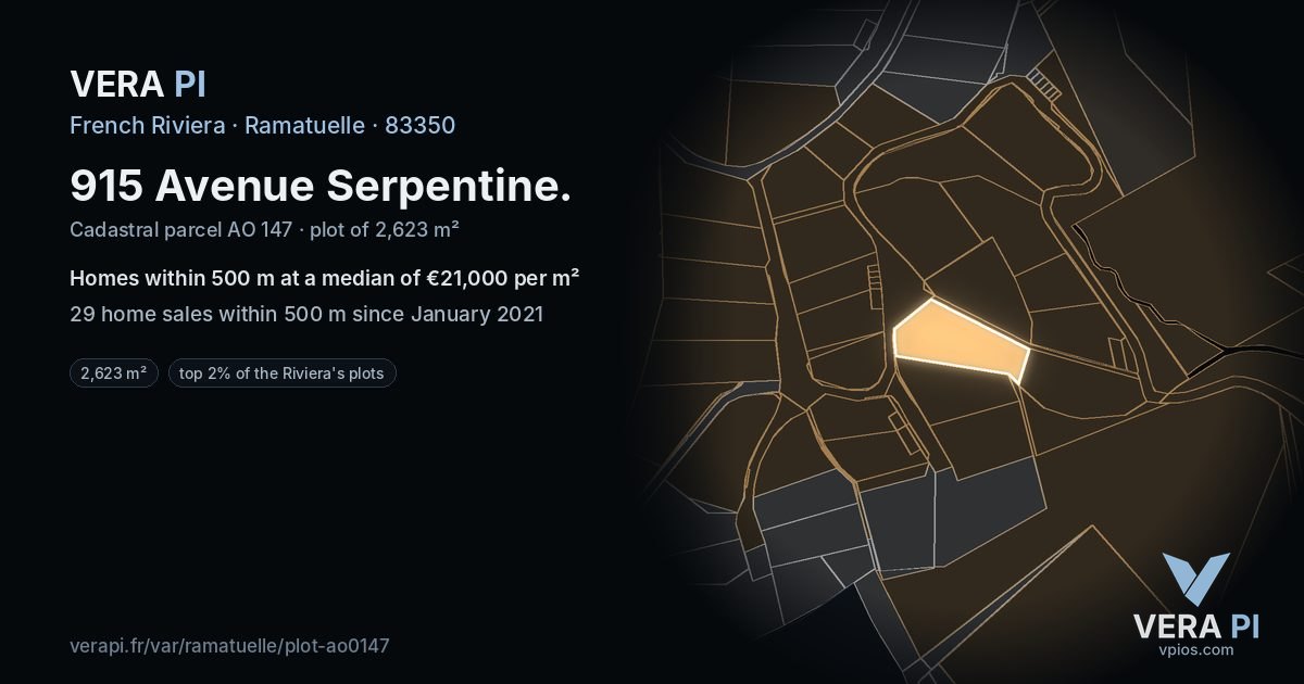 915 Avenue Serpentine, Ramatuelle at night – the plot lit, the parcels around coloured by the prices near them