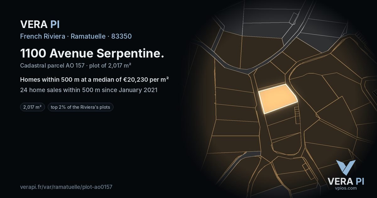 1100 Avenue Serpentine, Ramatuelle at night – the plot lit, the parcels around coloured by the prices near them