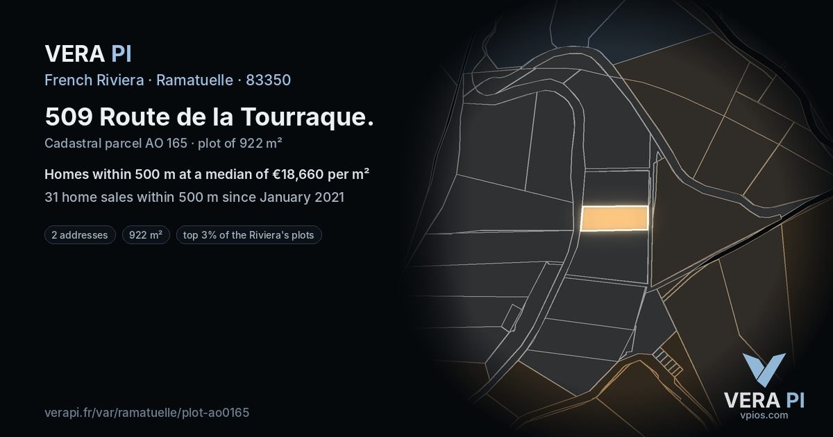 509 Route de la Tourraque, Ramatuelle at night – the plot lit, the parcels around coloured by the prices near them