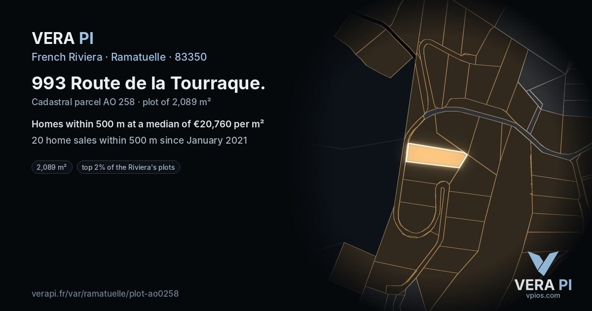 993 Route de la Tourraque, Ramatuelle at night – the plot lit, the parcels around coloured by the prices near them