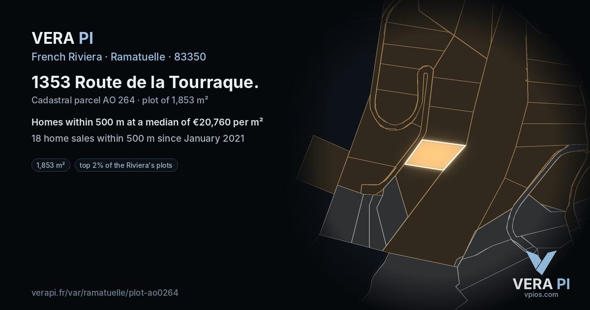 1353 Route de la Tourraque, Ramatuelle at night – the plot lit, the parcels around coloured by the prices near them