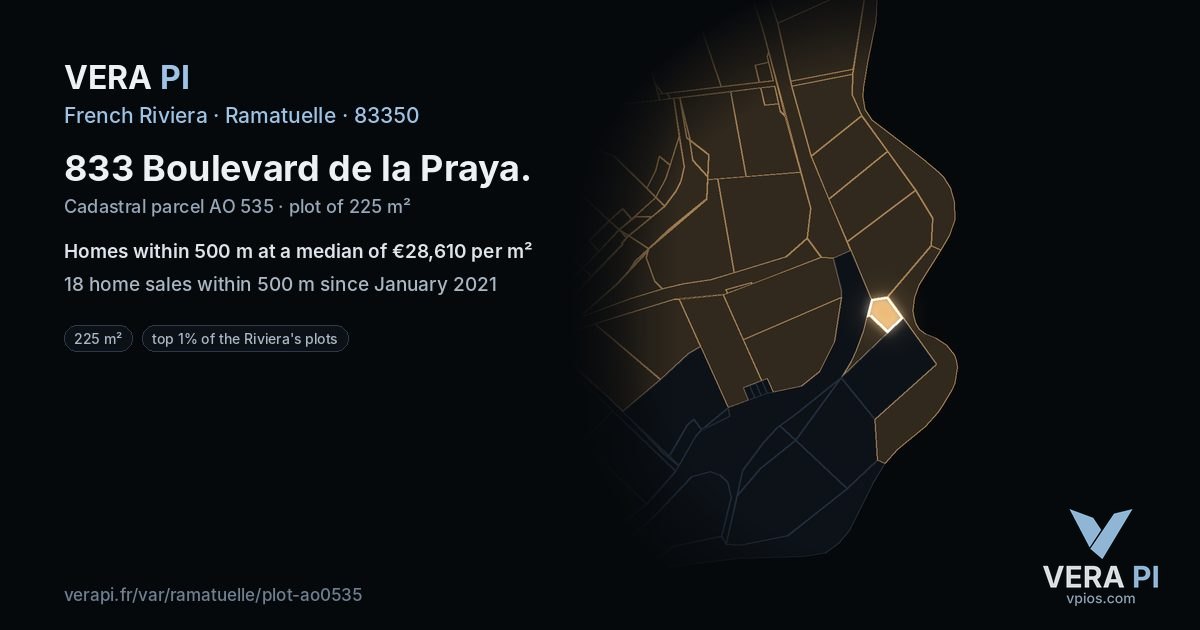 833 Boulevard de la Praya, Ramatuelle at night – the plot lit, the parcels around coloured by the prices near them