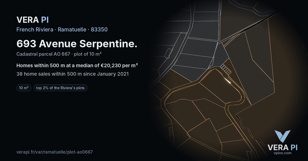 693 Avenue Serpentine, Ramatuelle at night – the plot lit, the parcels around coloured by the prices near them