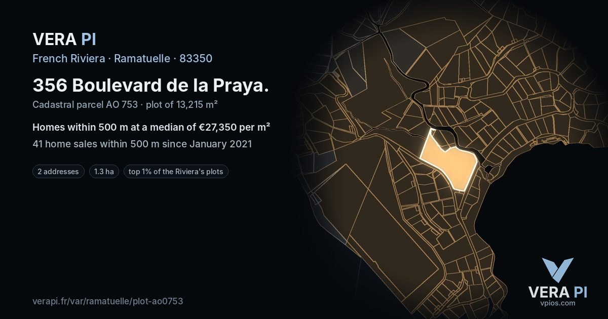 356 Boulevard de la Praya, Ramatuelle at night – the plot lit, the parcels around coloured by the prices near them