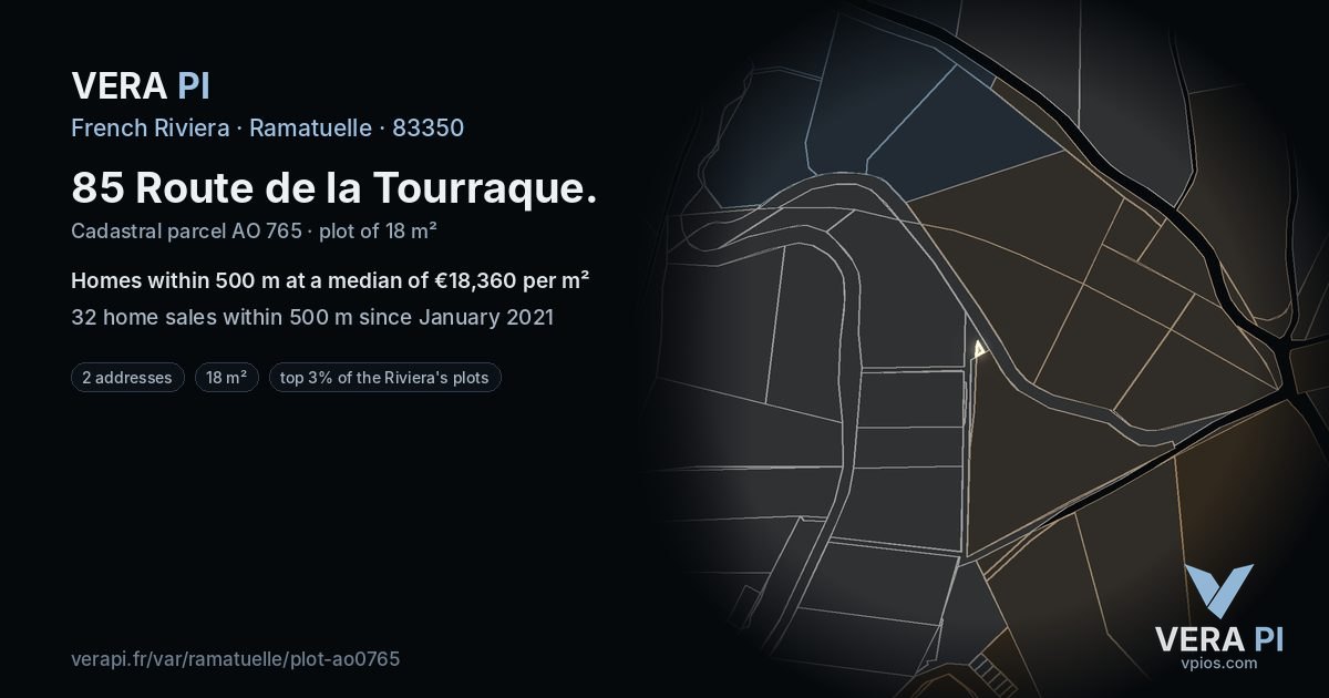85 Route de la Tourraque, Ramatuelle at night – the plot lit, the parcels around coloured by the prices near them
