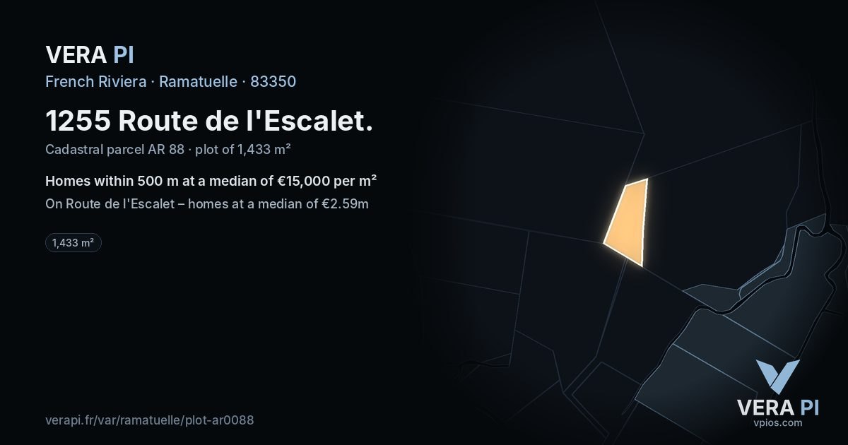 1255 Route de l'Escalet, Ramatuelle at night – the plot lit, the parcels around coloured by the prices near them