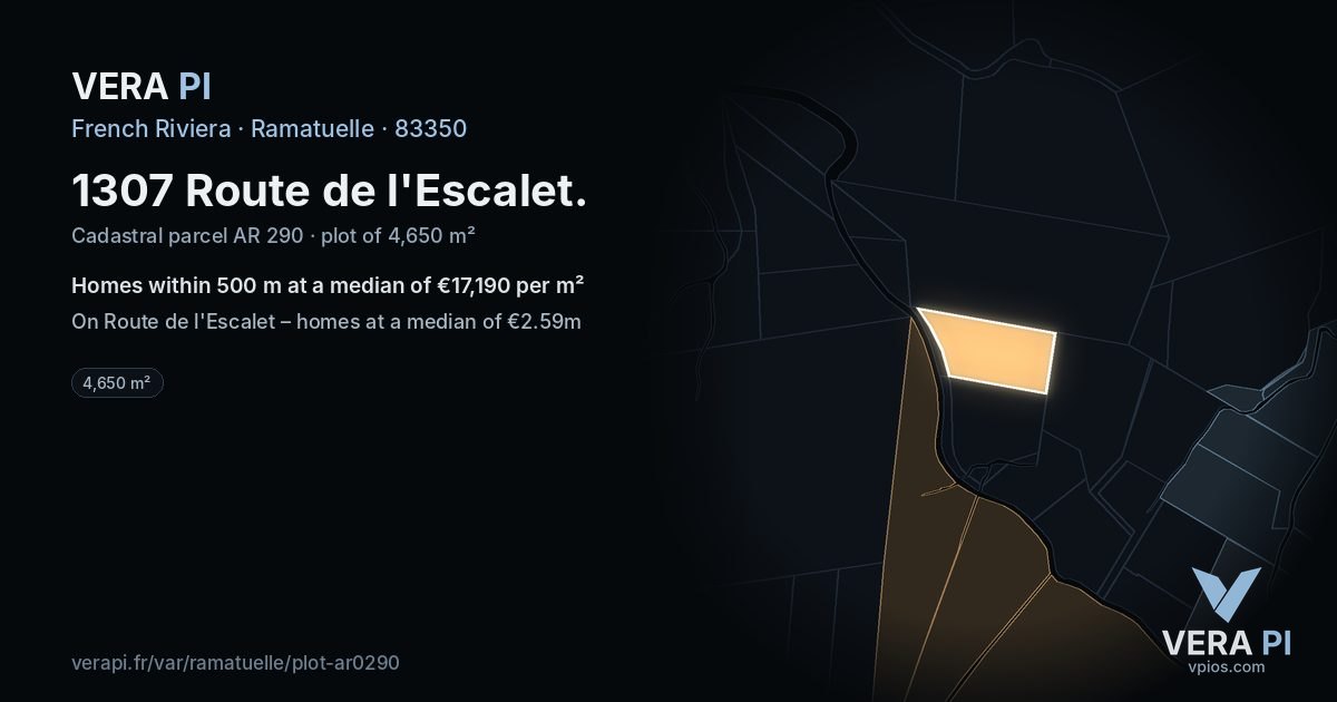 1307 Route de l'Escalet, Ramatuelle at night – the plot lit, the parcels around coloured by the prices near them