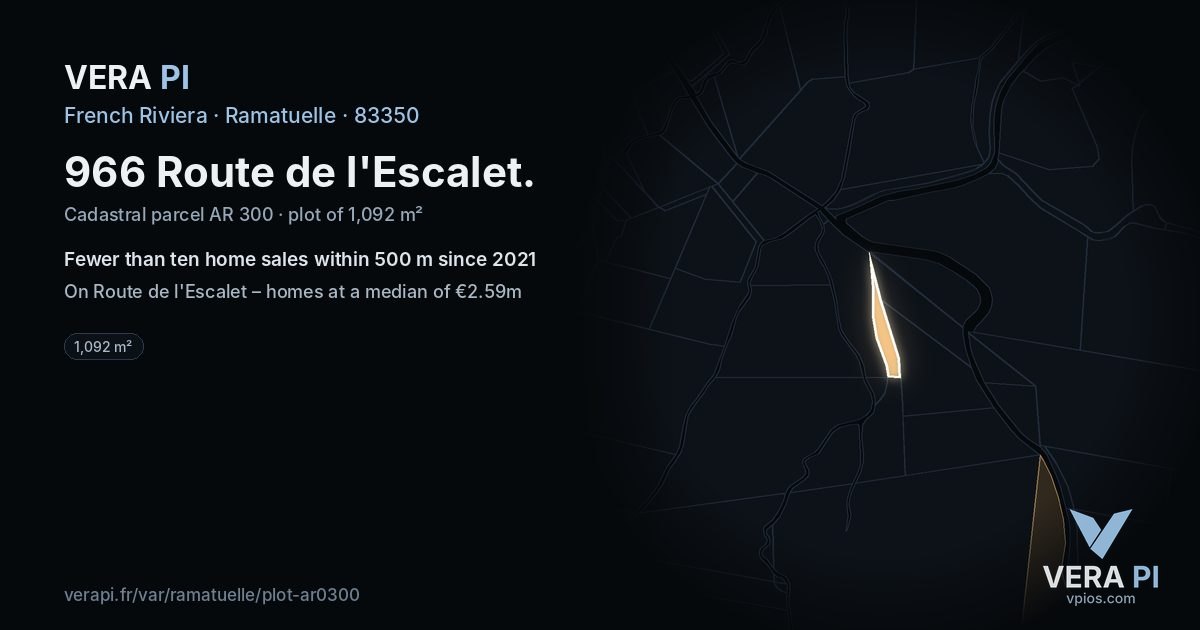 966 Route de l'Escalet, Ramatuelle at night – the plot lit, the parcels around coloured by the prices near them