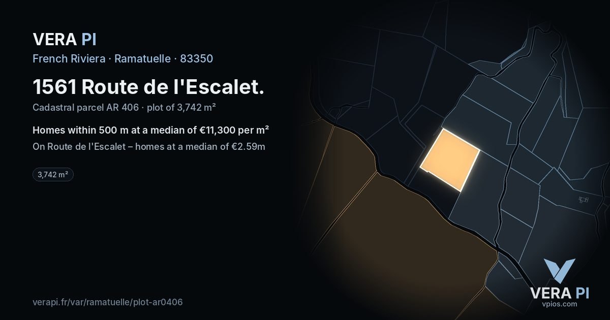 1561 Route de l'Escalet, Ramatuelle at night – the plot lit, the parcels around coloured by the prices near them