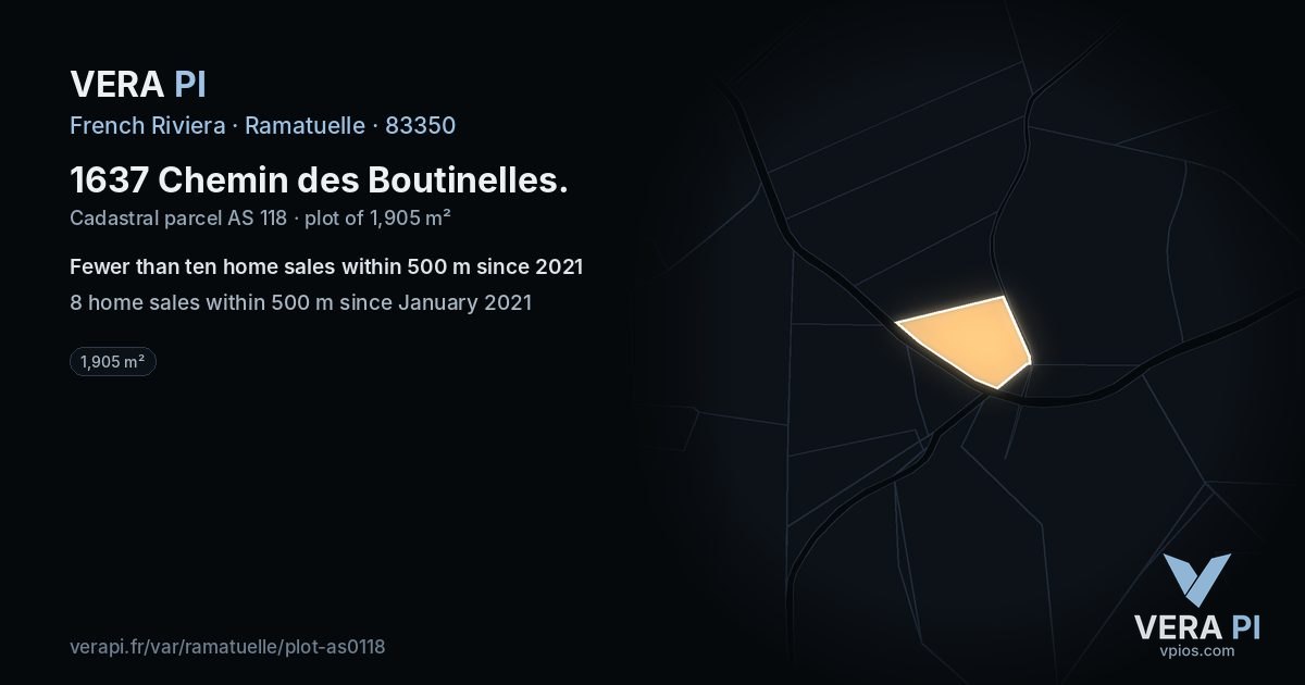 1637 Chemin des Boutinelles, Ramatuelle at night – the plot lit, the parcels around coloured by the prices near them