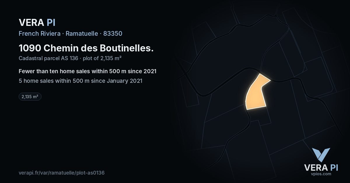 1090 Chemin des Boutinelles, Ramatuelle at night – the plot lit, the parcels around coloured by the prices near them