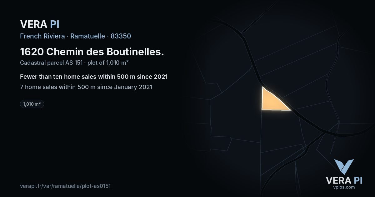 1620 Chemin des Boutinelles, Ramatuelle at night – the plot lit, the parcels around coloured by the prices near them