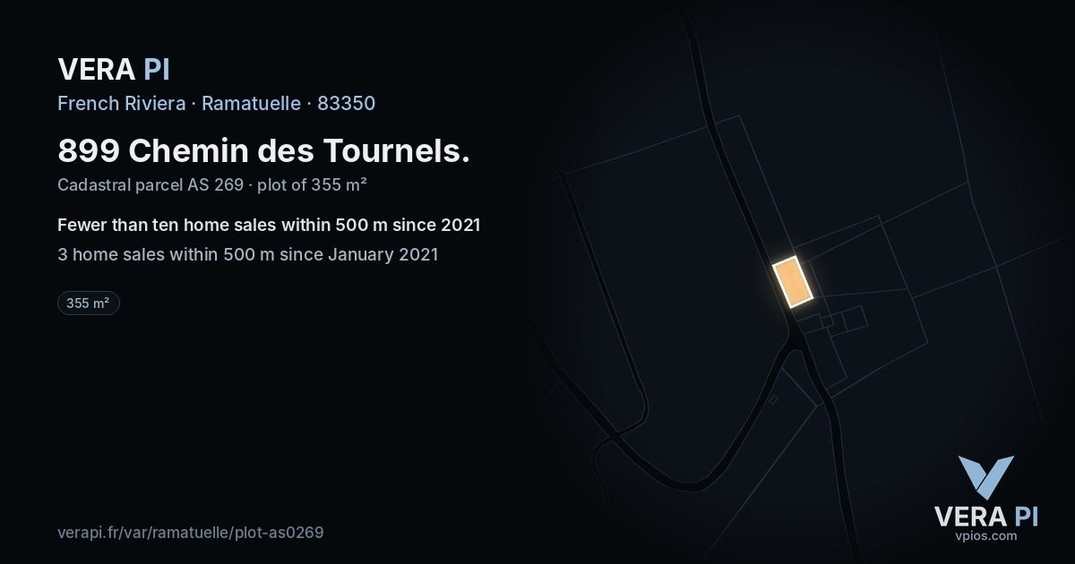 899 Chemin des Tournels, Ramatuelle at night – the plot lit, the parcels around coloured by the prices near them