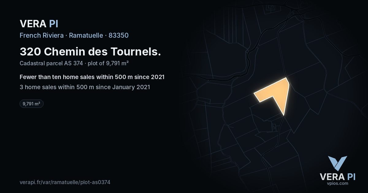 320 Chemin des Tournels, Ramatuelle at night – the plot lit, the parcels around coloured by the prices near them