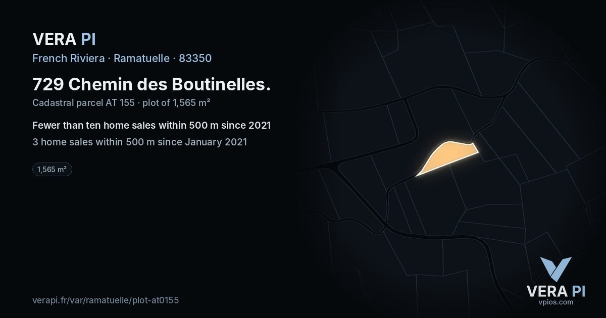 729 Chemin des Boutinelles, Ramatuelle at night – the plot lit, the parcels around coloured by the prices near them