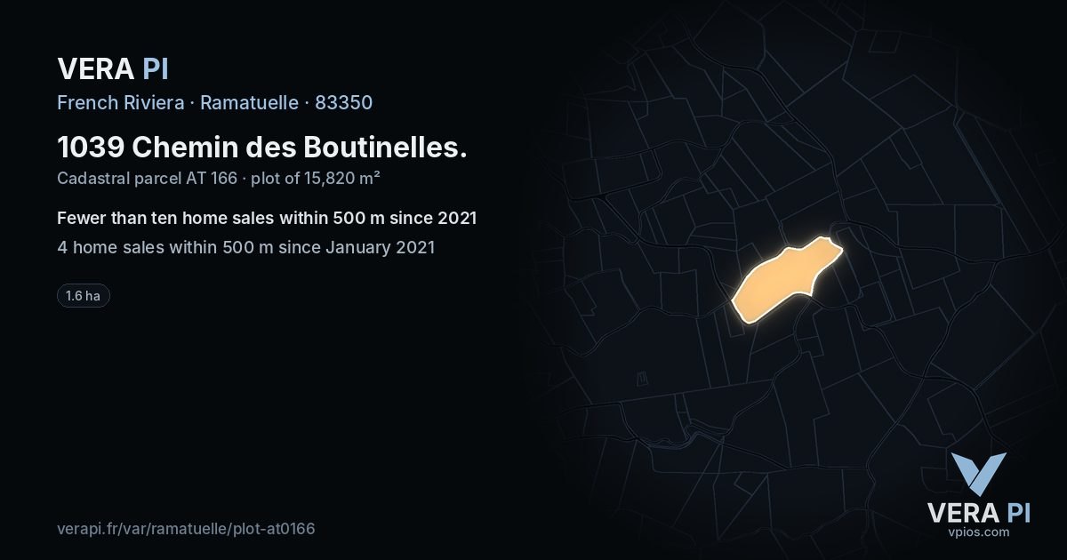 1039 Chemin des Boutinelles, Ramatuelle at night – the plot lit, the parcels around coloured by the prices near them