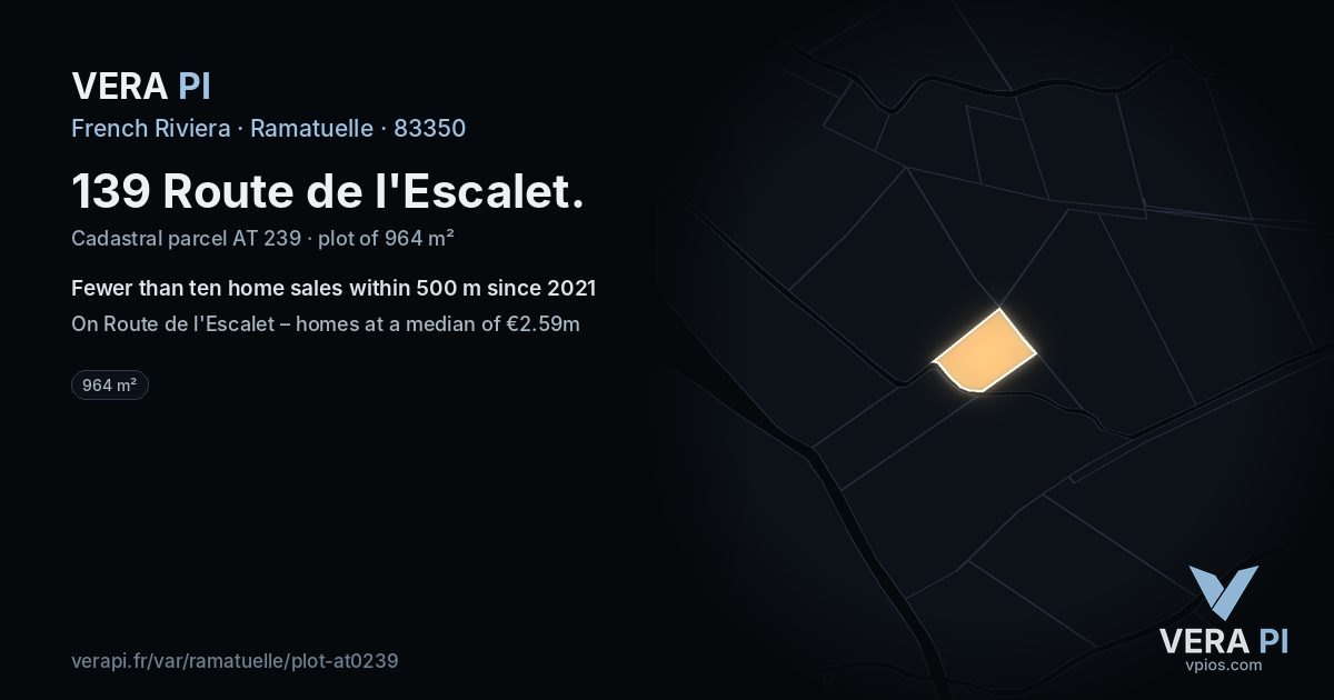 139 Route de l'Escalet, Ramatuelle at night – the plot lit, the parcels around coloured by the prices near them