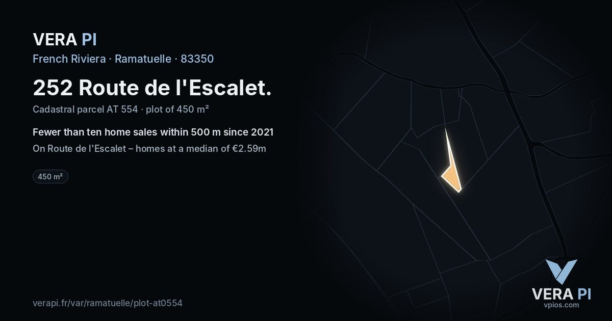 252 Route de l'Escalet, Ramatuelle at night – the plot lit, the parcels around coloured by the prices near them