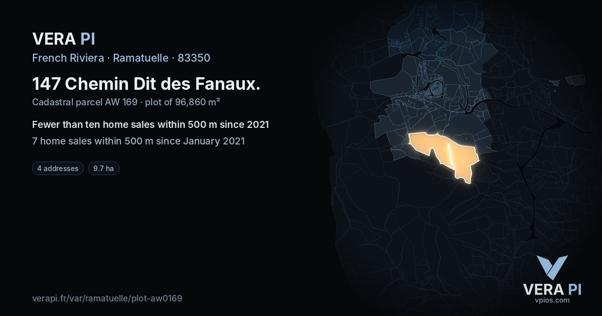 147 Chemin Dit des Fanaux, Ramatuelle at night – the plot lit, the parcels around coloured by the prices near them