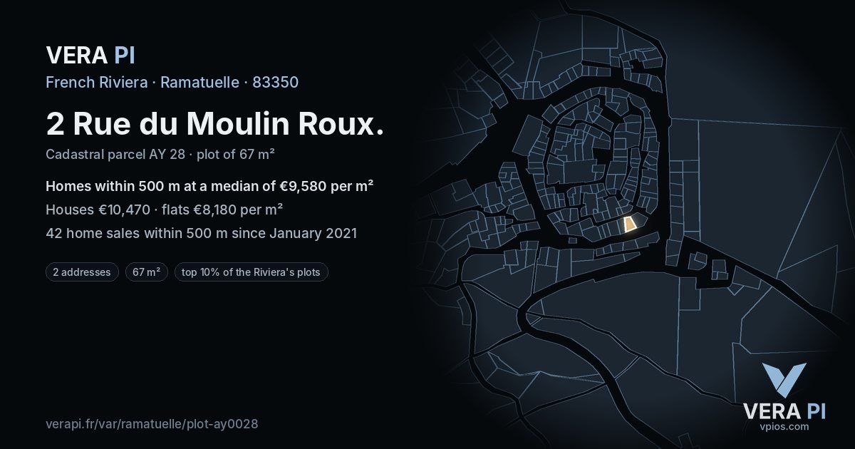2 Rue du Moulin Roux, Ramatuelle at night – the plot lit, the parcels around coloured by the prices near them