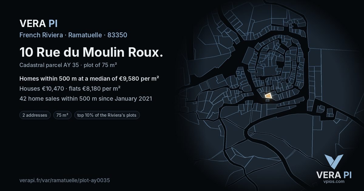 10 Rue du Moulin Roux, Ramatuelle at night – the plot lit, the parcels around coloured by the prices near them