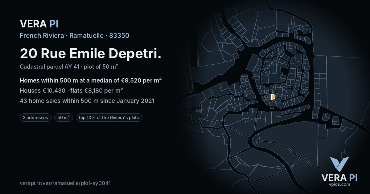 20 Rue Emile Depetri, Ramatuelle at night – the plot lit, the parcels around coloured by the prices near them