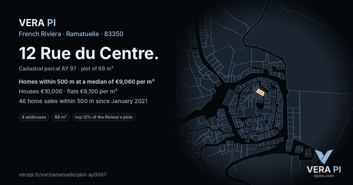 12 Rue du Centre, Ramatuelle at night – the plot lit, the parcels around coloured by the prices near them