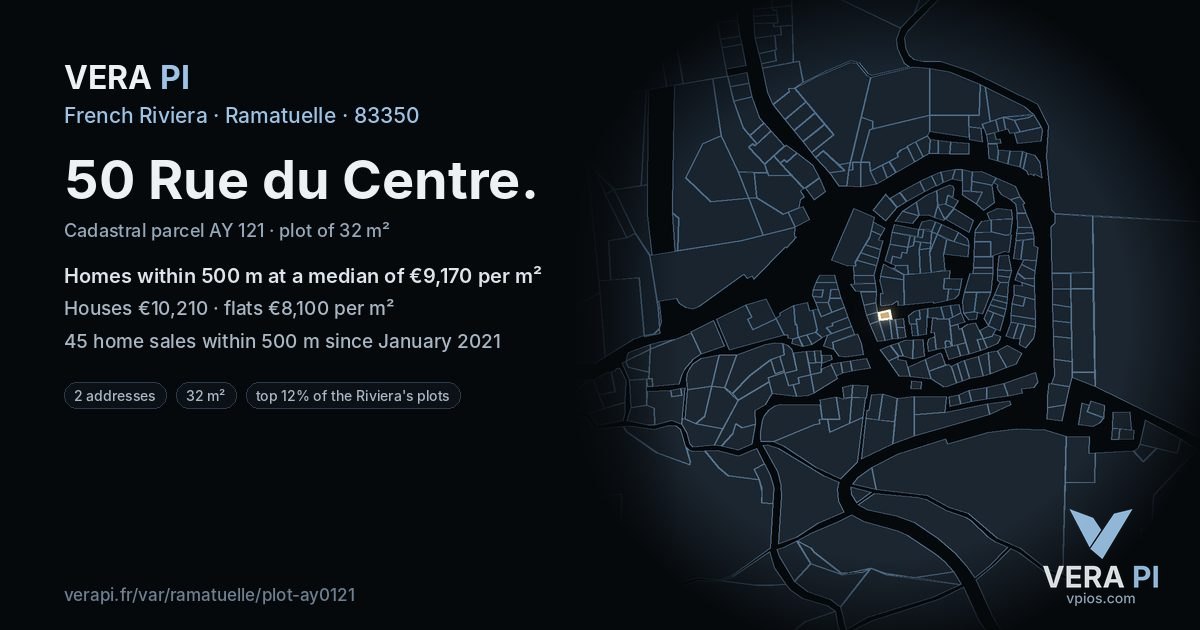 50 Rue du Centre, Ramatuelle at night – the plot lit, the parcels around coloured by the prices near them
