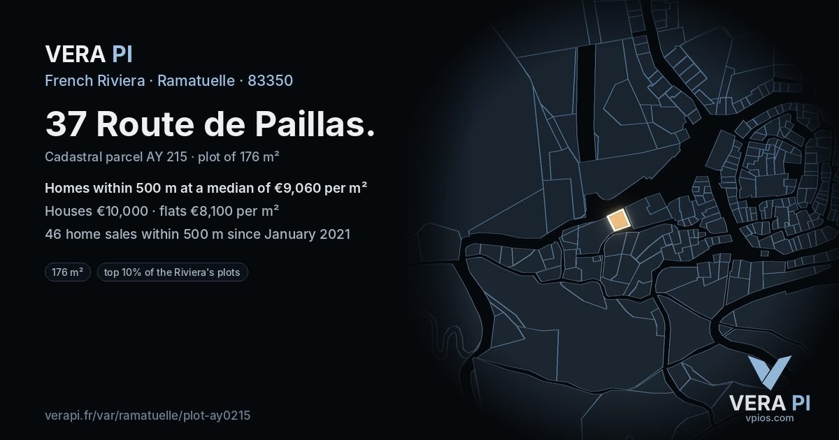37 Route de Paillas, Ramatuelle at night – the plot lit, the parcels around coloured by the prices near them