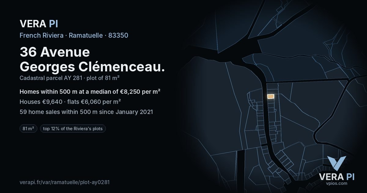 36 Avenue Georges Clémenceau, Ramatuelle at night – the plot lit, the parcels around coloured by the prices near them